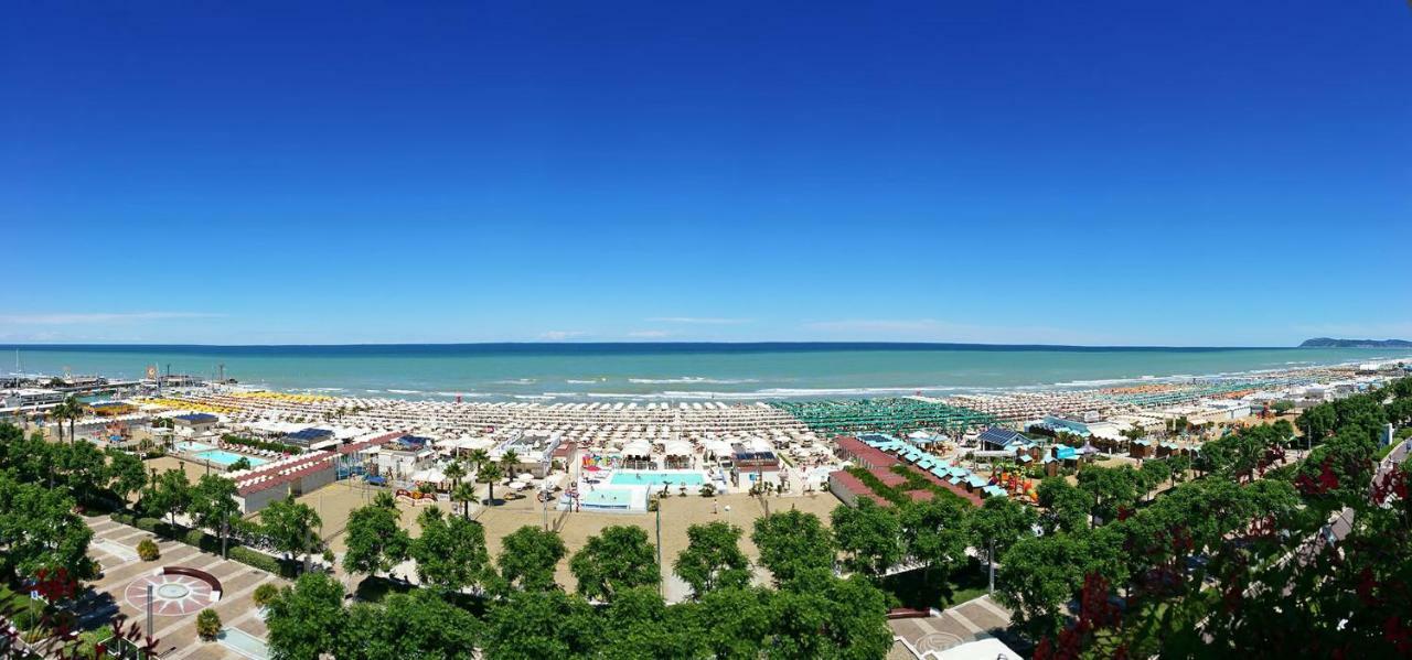 Residence Riccione Beach Apartments المظهر الخارجي الصورة